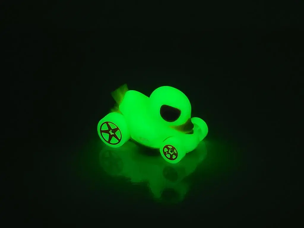 Hot Wheels Duck N' Roll Glow Racers - Imagem 3