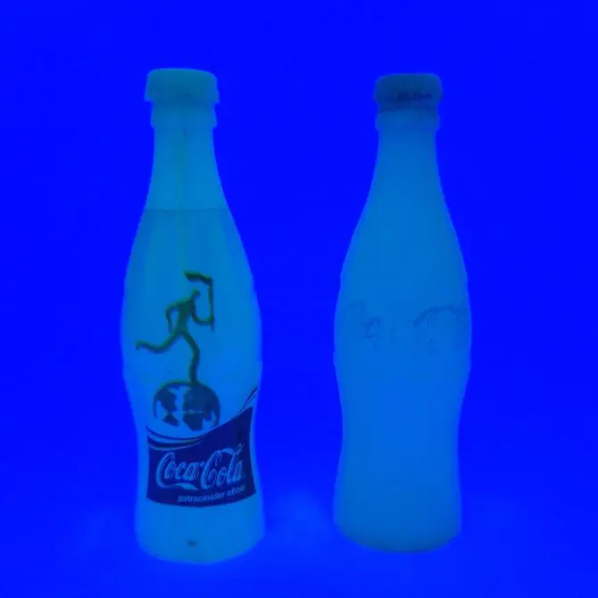 Kit Garrafas Coca-Cola Fluorescentes - Imagem 3