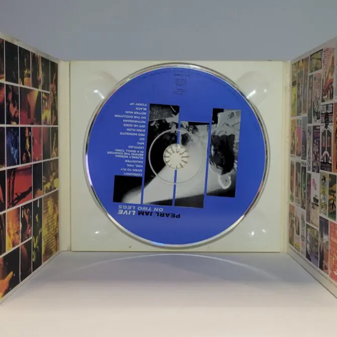 Pearl Jam - Live On Two Legs (Digipak) - Imagem 4